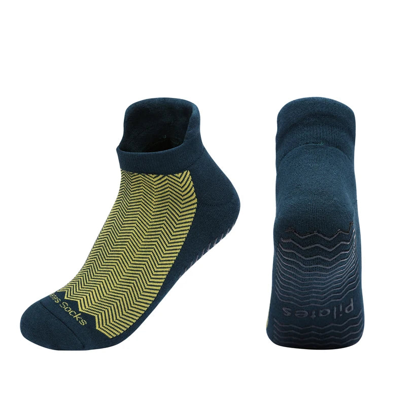 Pilates Grip Socks – Non-Slip Athletic Socks