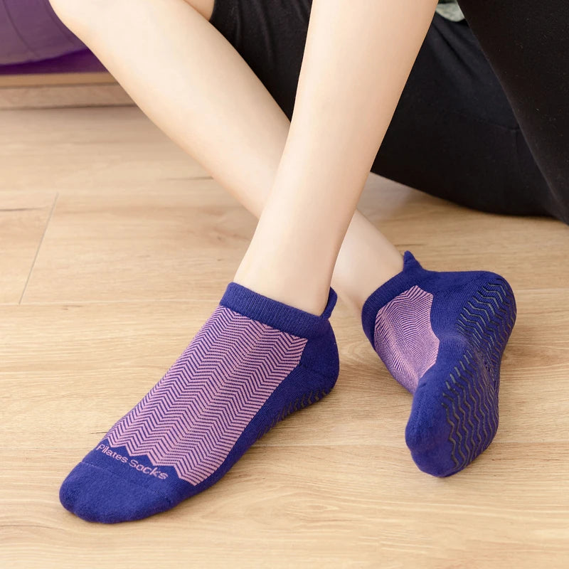 Pilates Grip Socks – Non-Slip Athletic Socks